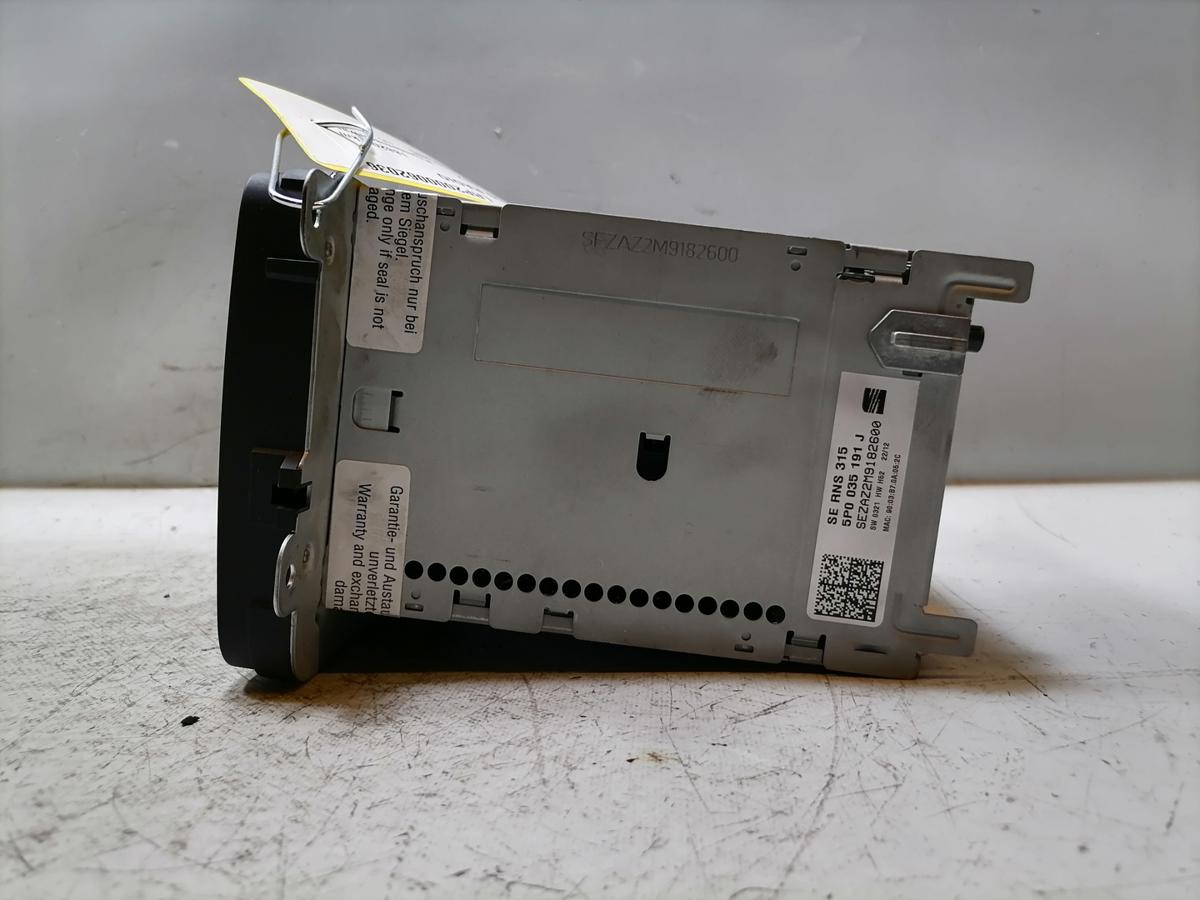 Seat Leon 1P original Radio Navigation Radiocode muss beim H&auml;ndler abgefragt werden Bj.2012